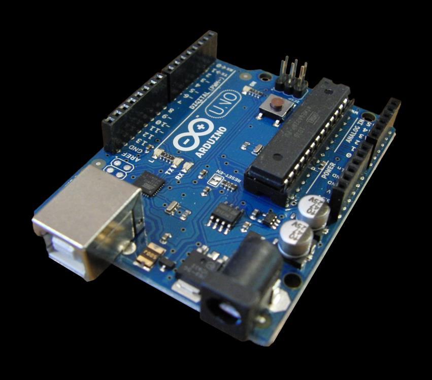 ARDUINO UNO Controlador: ATmega328 (32k