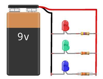 Não se recomenda usar um resistor para todos os LEDs pois pode haver danos a eles. No caso temos um led vermelho, um verde e um azul.