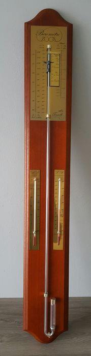 2.1) Barômetro de mercúrio Os barômetros de mercúrio comerciais geralmente são em forma de J, fixo a um suporte vertical.