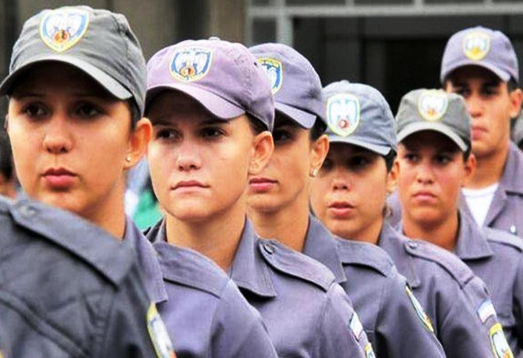 SEGURANÇA PÚBLICA 1832 NOVOS POLICIAIS Civis, Militares e Bombeiros foram incorporados em 2011 e 2012.