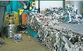 de ambientais, económicos e sociais Deve-se privilegiar a utilização de materiais com potencial de reciclagem de ou