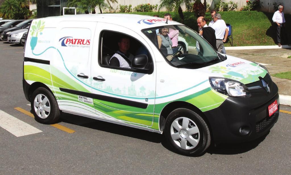 Carro elétrico Responsabilidade ambiental A Patrus Transportes foi a primeira empresa de Minas Gerais a investir na compra de um veículo elétrico, para o serviço de Entregas Porta a Porta (EPP).