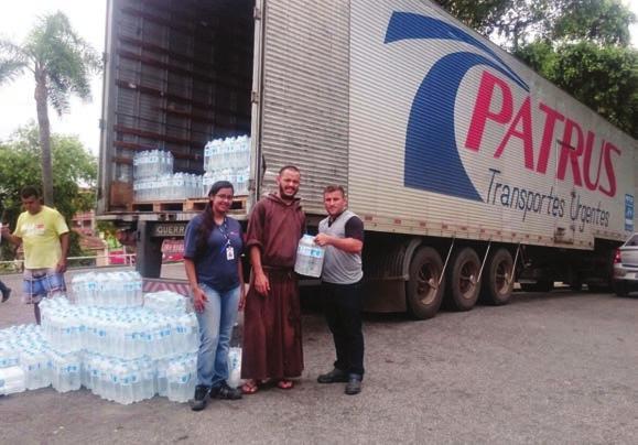 Transportando Solidariedade Relações responsáveis A Patrus Transportes realiza a entrega gratuita de cargas para ONGs, nidades