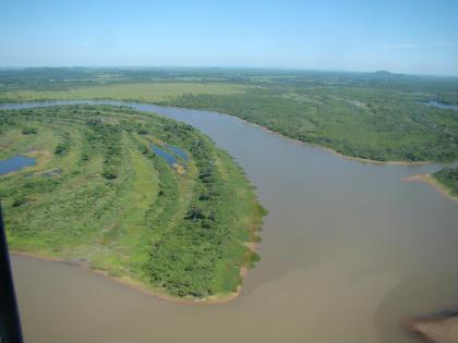 - Grande parte desta bacia estende-se pela planície do Pantanal Mato- Grossense.