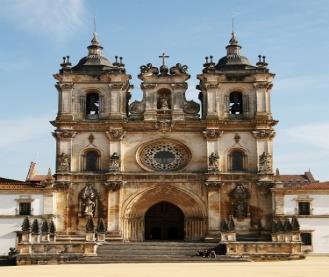 Monumentos, entre os quais 5 Monumentos classificados como