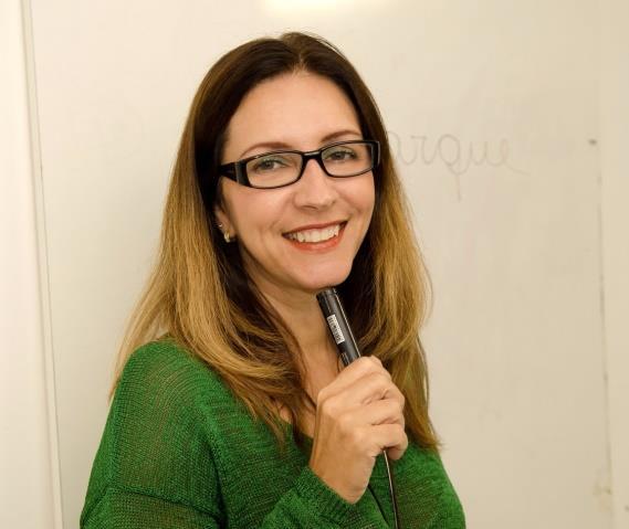 Paula Vidal Psicóloga formada pela UVA com especialização em Gestão Empresarial com foco em Gestão de Pessoal pela UFRJ.