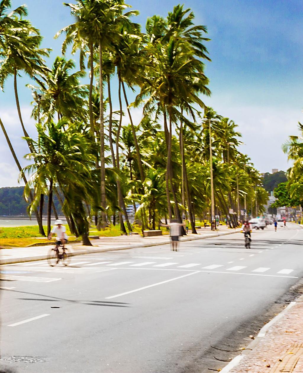 Cabo Branco Bairro Lazer De um lado, os mais variados esportes e lazer. E do outro, os mais diversos restaurantes e eventos.