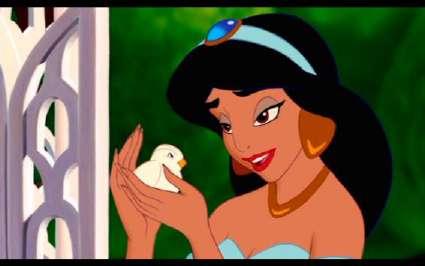Em alguns filmes das Disney, encontramos cenas recorrentes nas quais as personagens principais interagem com pássaros, como podemos ver nas figuras 7, 8 e 9.