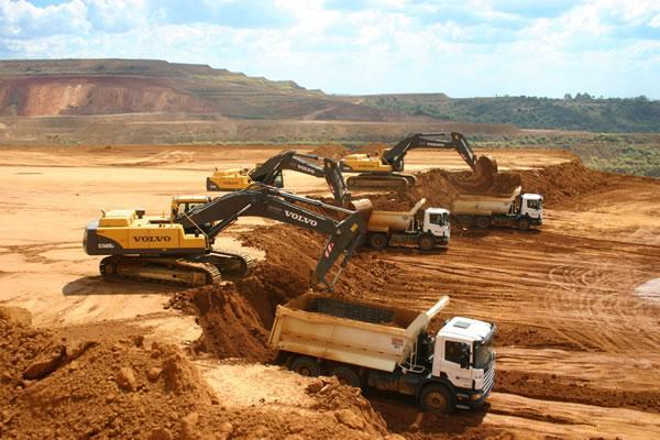 A mineração de carvão é uma atividade de grande importância econômica para o Brasil.