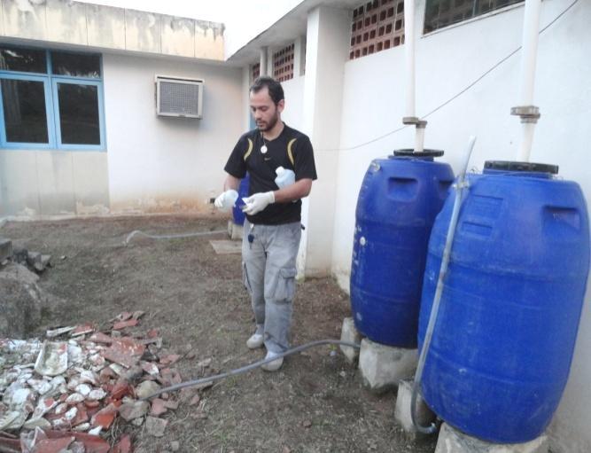 imediatamente transportadas aos laboratórios de Química e de Engenharia Ambiental do CAA/UFPE, para realização das análises físico-químicas, bacteriológicas (análise de coliformes, E.