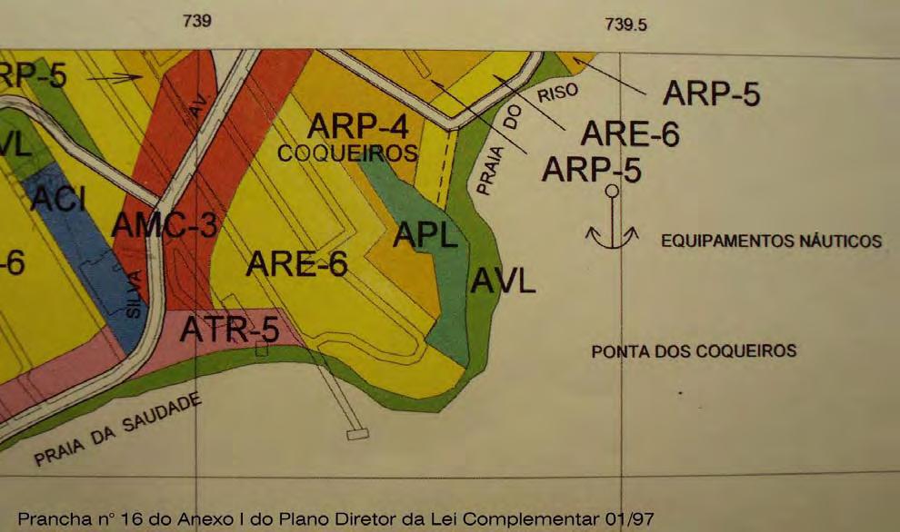 Zoneamento criado pela Lei 01/97 A Lei Complementar 01/97 veio alterar o zoneamento da área, de tal forma que dois tipos de zoneamento se superpõem ao terreno: Uma parcela do terreno corresponde à