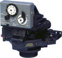 Descalcificadores Compactos - Autotrol Incluído: - Brine well/air check montados na válvula - Brine pick-up tube (no tanque de salmoura) - Adaptador para o contador (controlador 460i) - Transformador