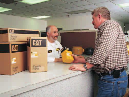 Conforto e facilidade de operação A cabina de grandes dimensões e superior conforto e os comandos hidráulicos de elevada precisão asseguram a facilidade de todas as operações. Cabina de operação.