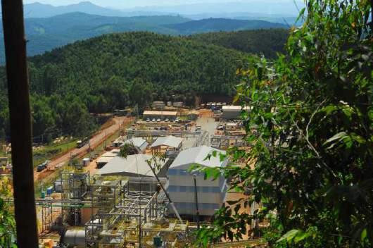 Unidade CCA Este empreendimento é formado por uma planta metalúrgica e por duas minas em atividade: Pilar, em Brumal - distrito de Santa Bárbara e Roça Grande, no município de Caeté, ambas no