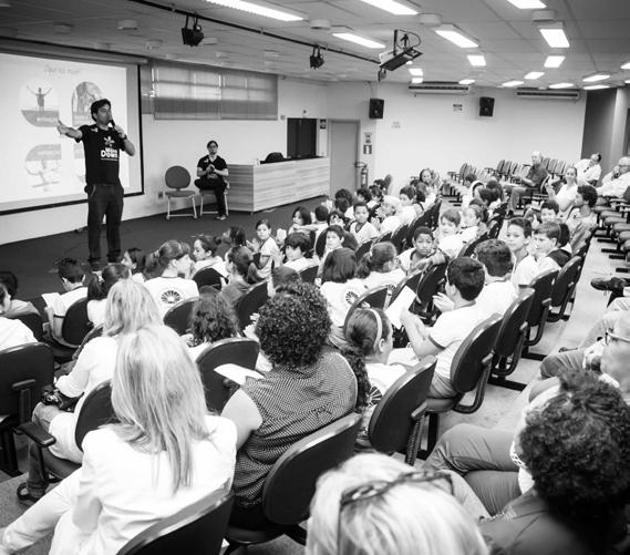 PALESTRA MUSICADA: EDUCAR PARA DIVERSIDADE: OS 5 PILARES DA EDUCAÇÃO INCLUSIVA A partir do conceito de inclusão e tendo como pano de fundo o amor, Leonardo e Eduardo contam através de falas e músicas