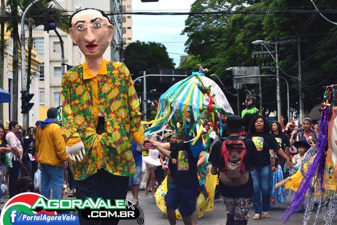 Postado em : 21/02/2014 17h17 - Assessoria Foto : Lucas Lacaz / AgoraVale Carnaval em São José começa na terça-feira e terá mais de 50 atividades Mais de 50 atividades foram programadas pela