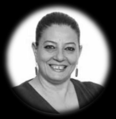 Eliane El Badouy Cecchettini Experiência e formação: Publicitária premiada, co-autora de 2 livros, professora, palestrante e conferencista, Pós-graduada em Marketing pela ESPM.