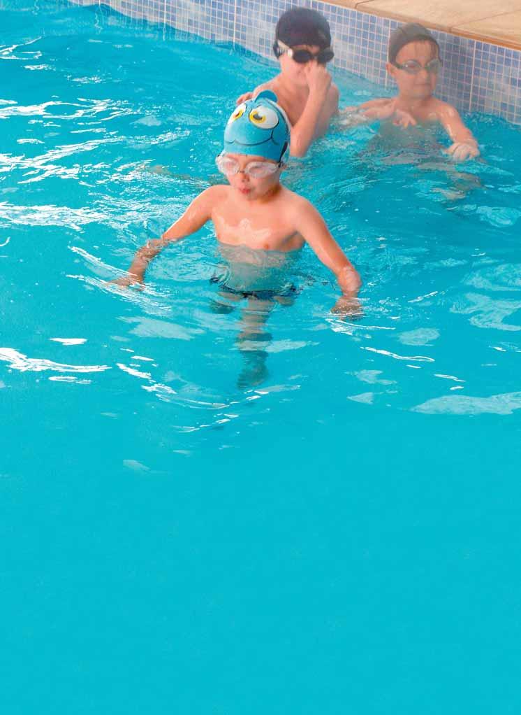 DIVULGAÇÃO/GS GAZETA DO SUL SEGUNDA-FEIRA, 18 DE JANEIRO DE 2010 Na piscina, proteja os olhos das crianças As brincadeiras na água,