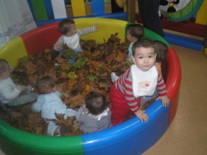 MAGOSTO Somos moi pequeniños pero gústanos participar en tódalas actividades que se fan na escola.