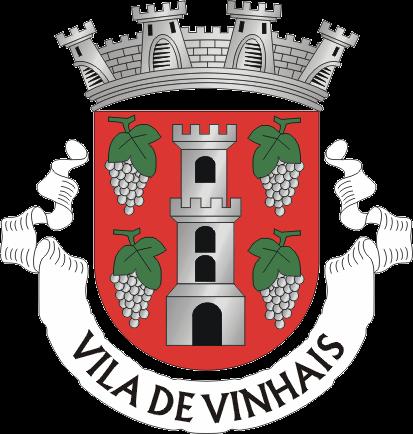 2.5.1. Vinhais Na Figura 3 é possível observar a localização do Município de Vinhais na AMTFNT e na Figura 4 apresentam-se o brasão e bandeira do mesmo.