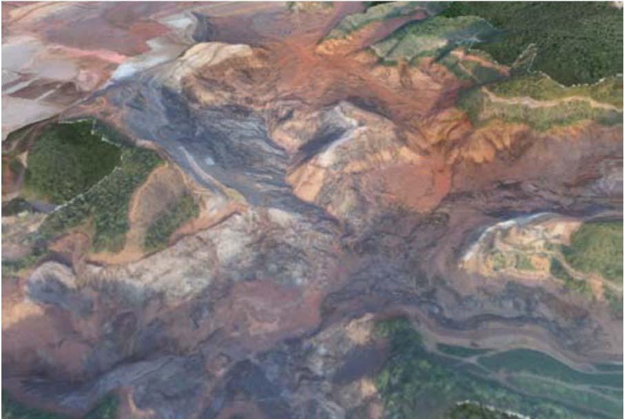 Gerais, se rompeu, causando uma enxurrada de lama e rejeitos de mineração que provocou a destruição do subdistrito, deixou 17 mortos, mais