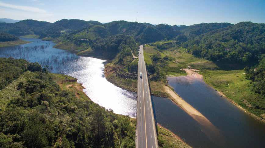 eólicos Queiroz Galvão Energia 5 Monotrilho em São