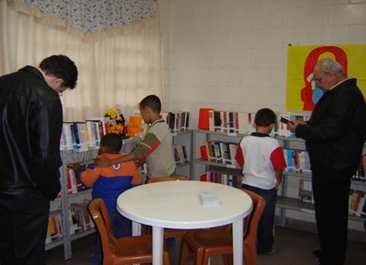salas de leitura; Inserção digital; Trabalho nas escolas