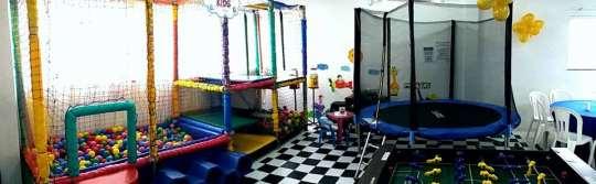 espaço kids - Brinquedão playground; - Cama