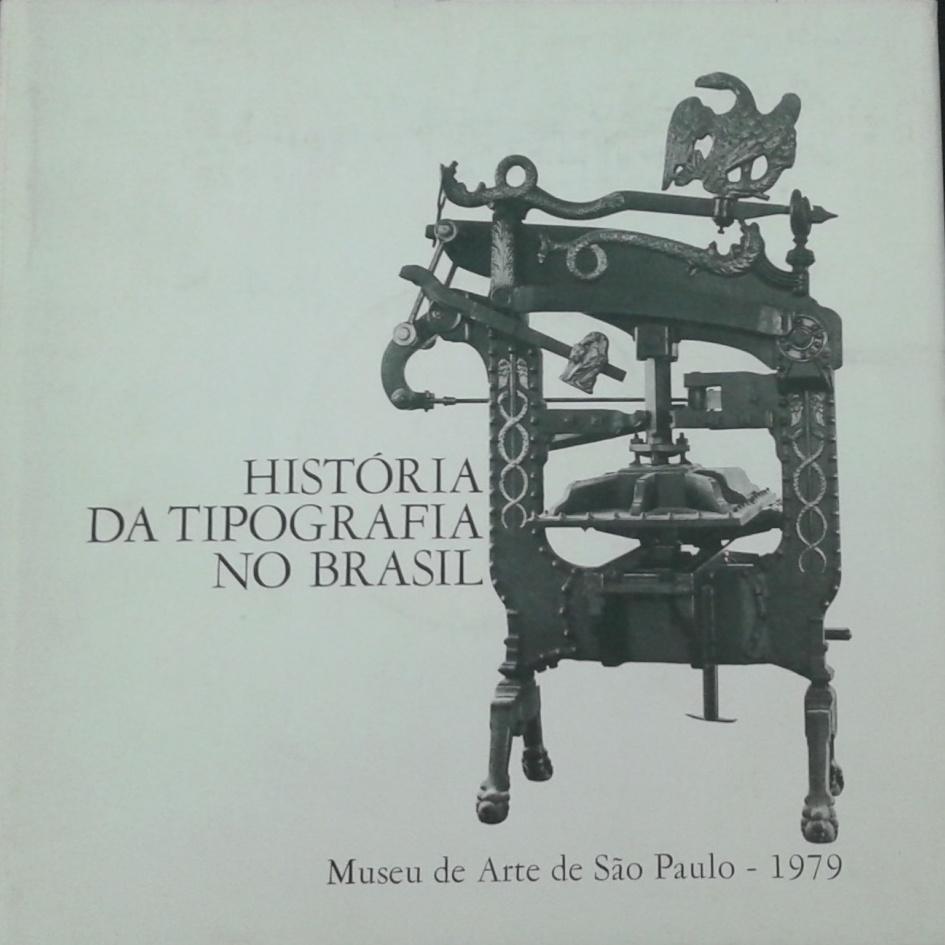 Biblioteca do Museu de Arte de São Paulo Durante todo o tempo em que foi diretor do museu, Bardi continuou comprando livros que julgava