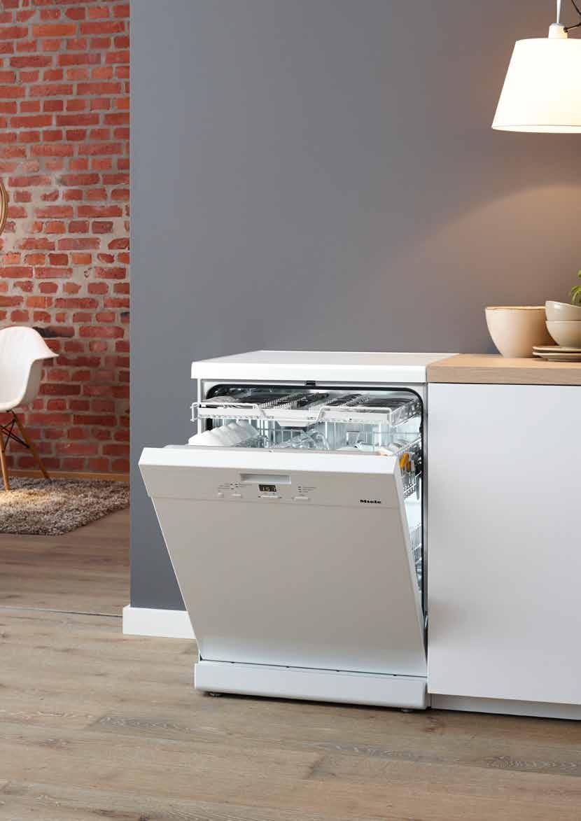 Máquinas de Lavar Louça Miele Máq. de lavar louça G 4212 inox CleanSteel Modelo de instalação livre em inox. Pré-selecção do programa até 24 h. 5 programas de lavagem. Economia de tempo: função Turbo.