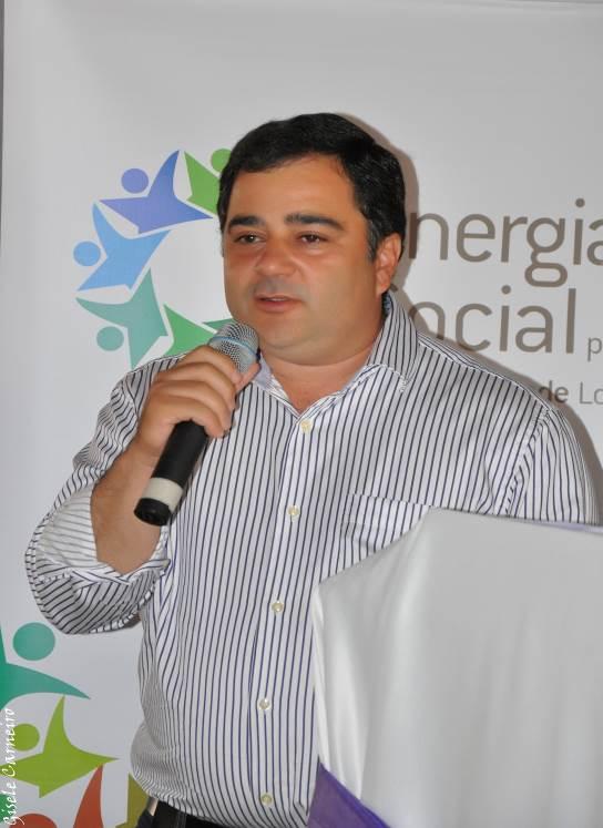 2 Figura 1- O Prefeito Municipal Carlos Alberto Vieira abriu o evento agradecendo a todos os presentes e agradecendo o Programa Energia Social para Sustentabilidade Local pela parceria.