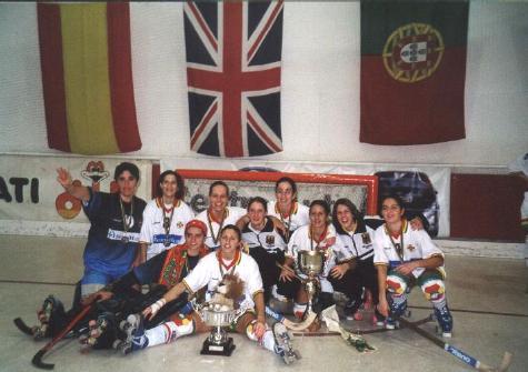 A partir de 2005/06 Diminuição do n.º de Equipas e Jogadoras (Estrangeiras) História/Evolução do Hóquei em Patins Feminino em Portugal 1997 Portugal conquista a sua 1ª Prova Campeão da Europa S.J.M.