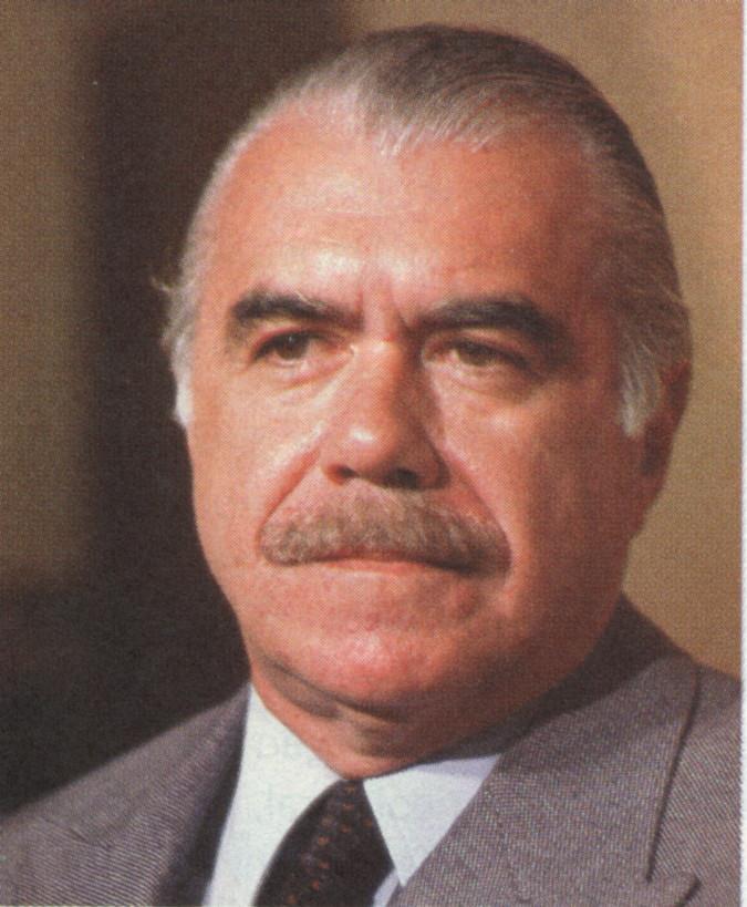 JOSÉ SARNEY