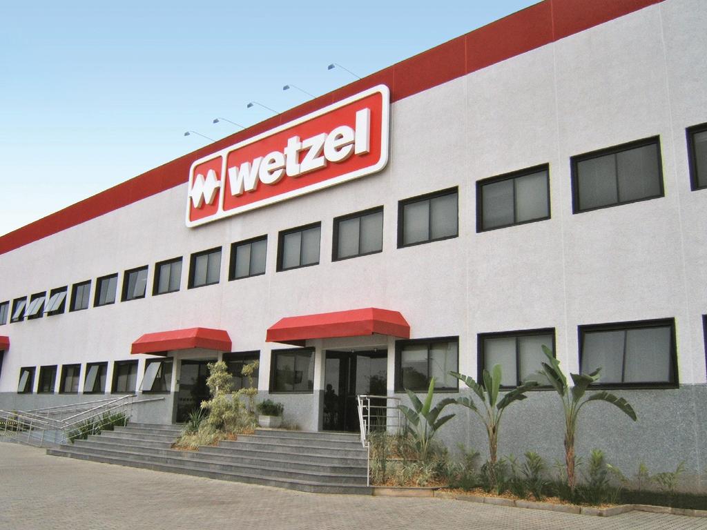 A WETZEL A Wetzel Eletrotécnica, fundada em 1932 em Joinville/SC, é referência nos segmentos de instalação elétrica, iluminação industrial e comercial e têm como objetivo a qualidade e a excelência