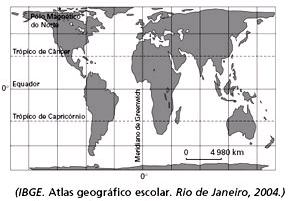 (UNIFESP/ Dez.08) Observe o mapa. A superfície terrestre está representada segundo a projeção A) de Peters, criada na época das navegações. B) de Mercator, elaborada no século XVI.
