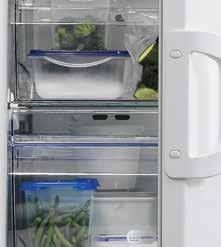 Adicionalmente, a gama Space+ Extra vem equipada com a tecnologia TwinTech TM, o que uma temperatura estável e hidratação ótima em todo o frigorífico, mantendo os alimentos frescos durante mais tempo.