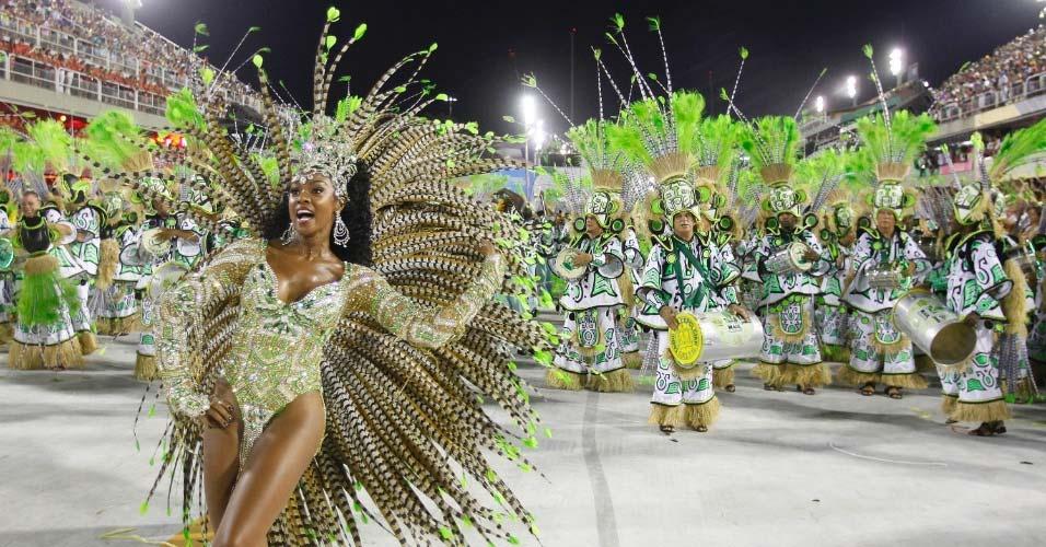 O carnaval, talvez a mais extraordinária festa popular do planeta,