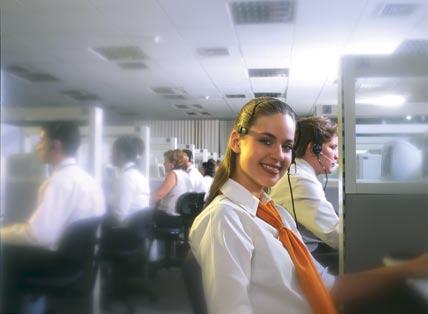 relatório Call Center anual Sede 2005 Campinas CPFL São Energia Paulo atendimento aos clientes As distribuidoras da CPFL Energia atuam com o objetivo de melhorar a qualidade do atendimento com a