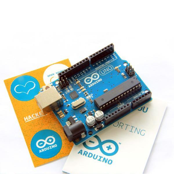 Introdução - o que é o Arduino? Arduino é uma plataforma de prototipagem eletrônica open-source baseada em um software e um hardware de fácil utilização.