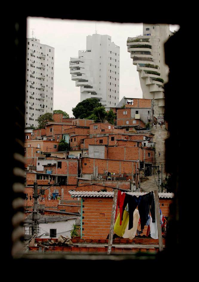 Nas grandes cidades, vizinhança geográfica não significa, necessariamente,