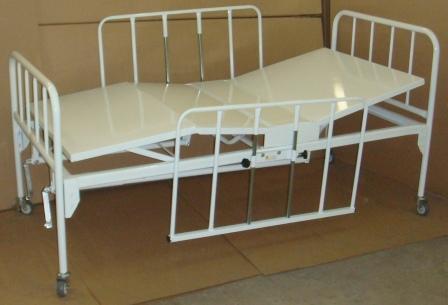 CAMA HOSPITALAR FAWLER ADULTO Cama Hospitalar montada em estrutura de longarina de viga U reforçada c/ estrado de cama em chapa de aço 1,20 mm com diversos movimentos de sistema fawler e semi-fawler,