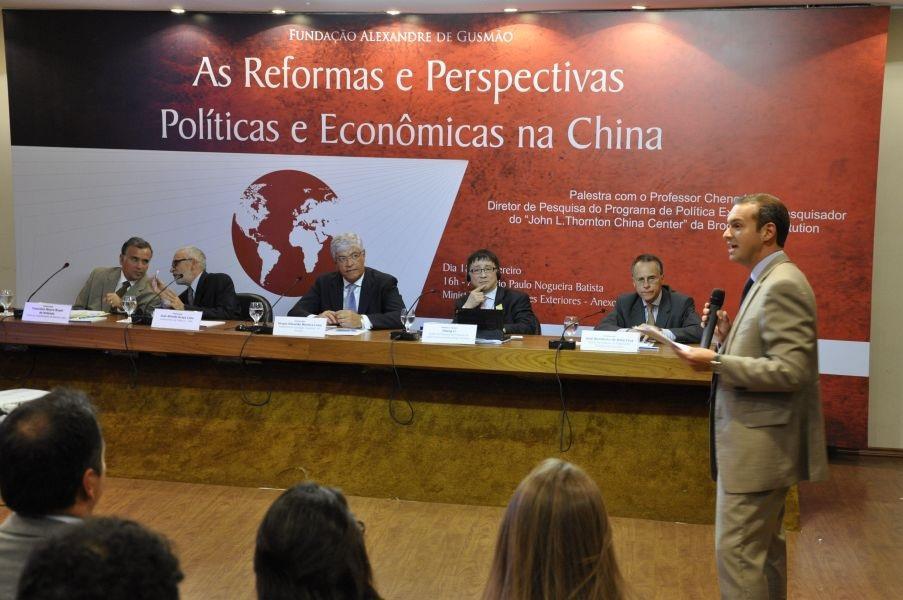 BRASÍLIA No dia 18 de fevereiro, o evento foi realizado em Brasília, em parceria com a Fundação Alexandre de Gusmão (FUNAG), o Instituto de Pesquisa de Relações Internacionais (IPRI) e a
