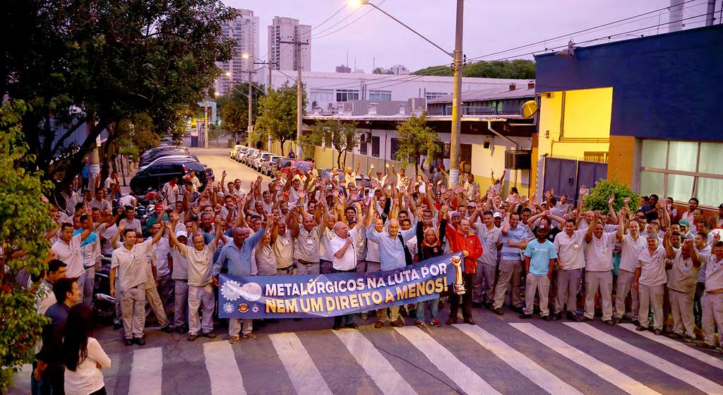 CONTEÚDO LOCAL Neste ato no BNDES, dirigentes dos sindicatos metalúrgicos de São Paulo e Mogi/Força Sindical; do