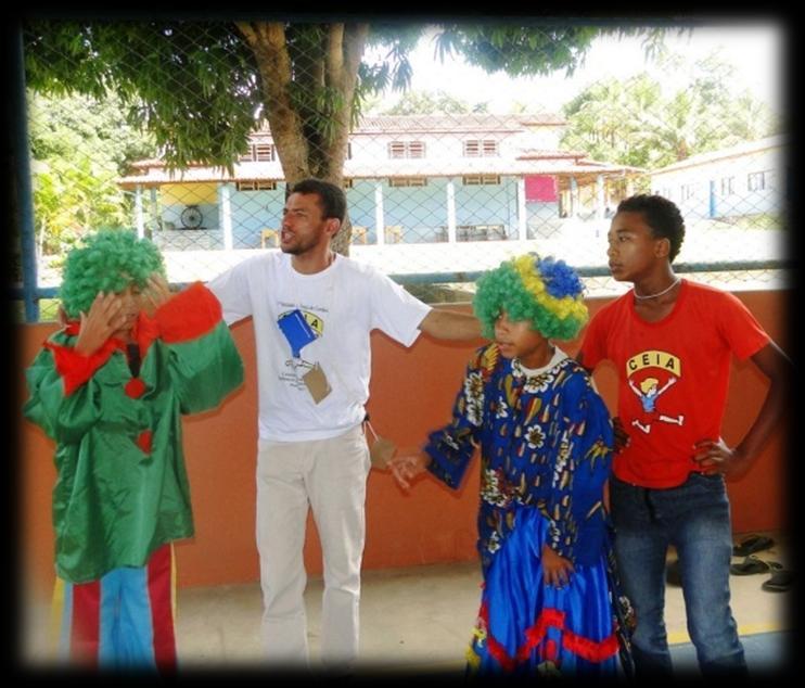 Esportes/Educação Física O trabalho de Educação Física possibilita aos alunos a interação, a socialização, e a