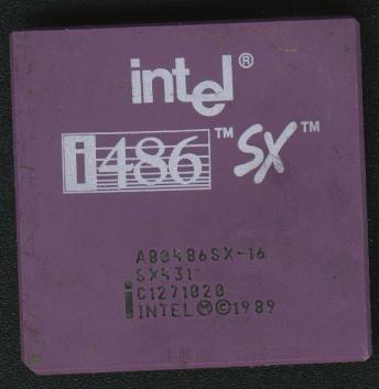 Escola Alcides Maya - Primeiro Módulo Assim como nos 386, uma série de empresas também criaram a sua versão do 486, tais como AMD, Cyrix, IBM e Texas Instruments, entre deles, o 486 DLC (DX Low Cost)