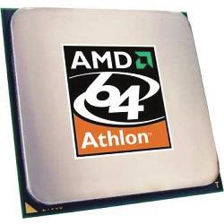 Escola Alcides Maya - Primeiro Módulo ATHLON 64 Também conhecido como K8 o Athlon 64, criado em 2003, foi o primeiro processador de 64 bits, chamada a arquitetura AMD64 (ou x64), produzida pela AMD.