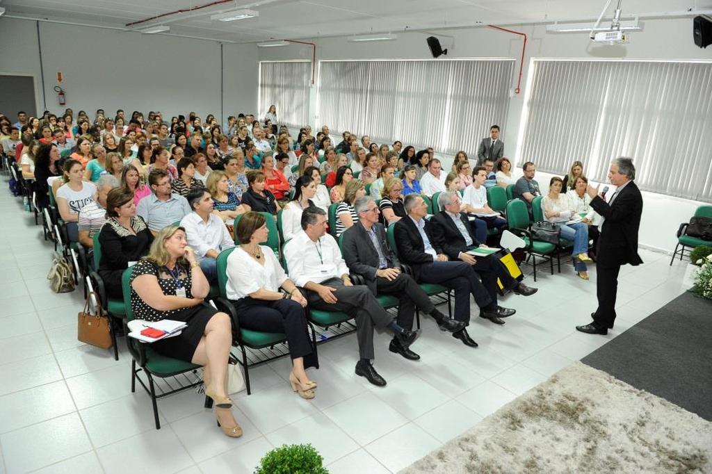 Seminário Diálogos sobre Gestão da Educação