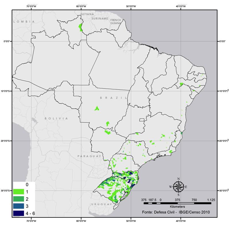 DESASTRES NATURAIS NO BRASIL Mapa 4 - Decretos de situação de emergência e decretos de calamidade pública para eventos