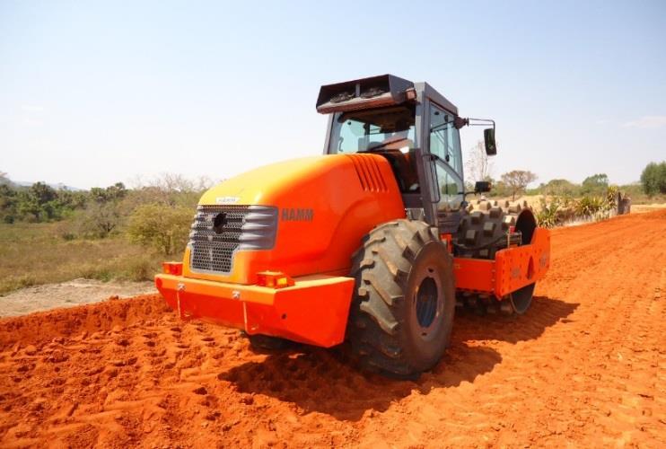 Compactação de Solos Cálculo de produção Fator de eficiência: tempo de aceleração e desaceleração do