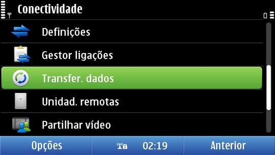 a Suite Ovi e, a partir de lá, organizar os seus contactos nos vários serviços que usufruem, incluindo o Gmail.